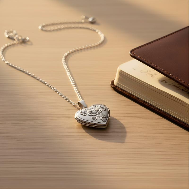 Heart Locket Necklace Photo - Gotische Vintage-Herzkette für Damen, Geschnitztes Medaillon