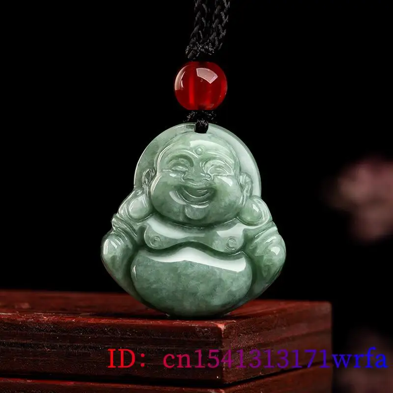 Grüner burmesischer Jadeit-Anh – Necklaces Bewertung und Preis